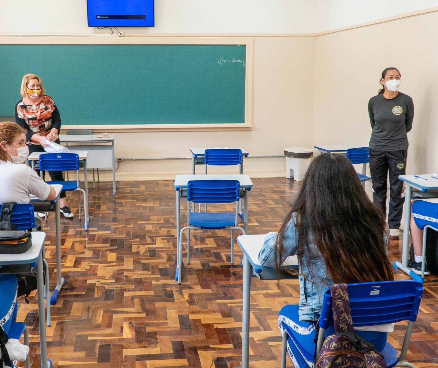 Rede estadual deverá retornar integralmente ao ensino presencial