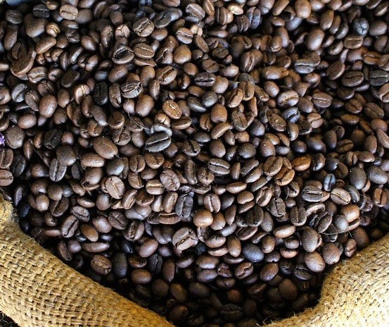 Café em coco custa R$ 6,70 kg em Maringá