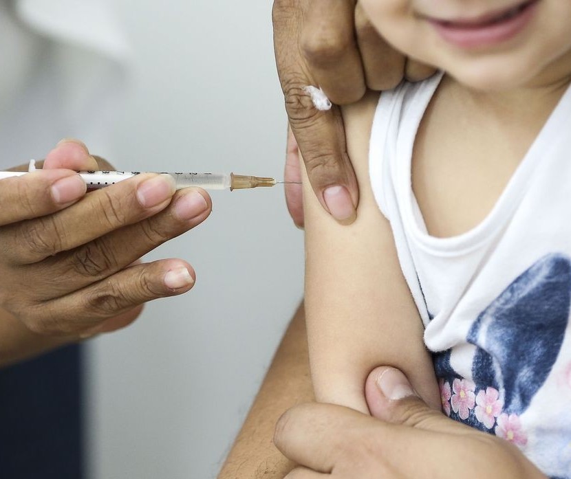 Maringá começa a vacinar crianças contra a Covid-19 na segunda-feira (17)