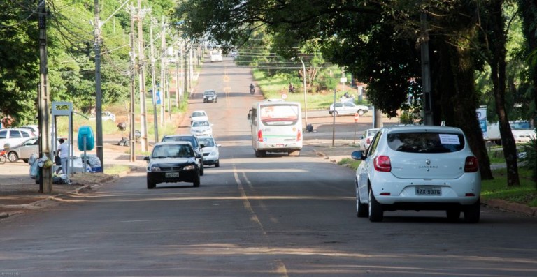 Licenciamento de mais de 93 mil veículos emplacados em Maringá vence neste mês