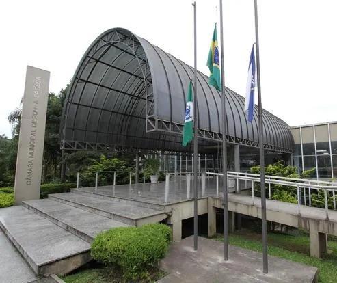 Câmara de Ponta Grossa aprova terceirização da merenda escolar