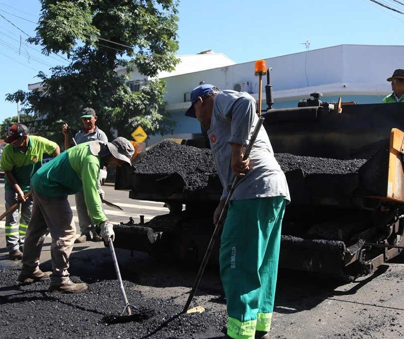 Licitação: Prefeitura vai recapear vias de Maringá; saiba quais