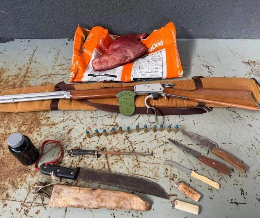 Polícia Ambiental prende homem por caça ilegal e porte de arma durante operação na região de Maringá