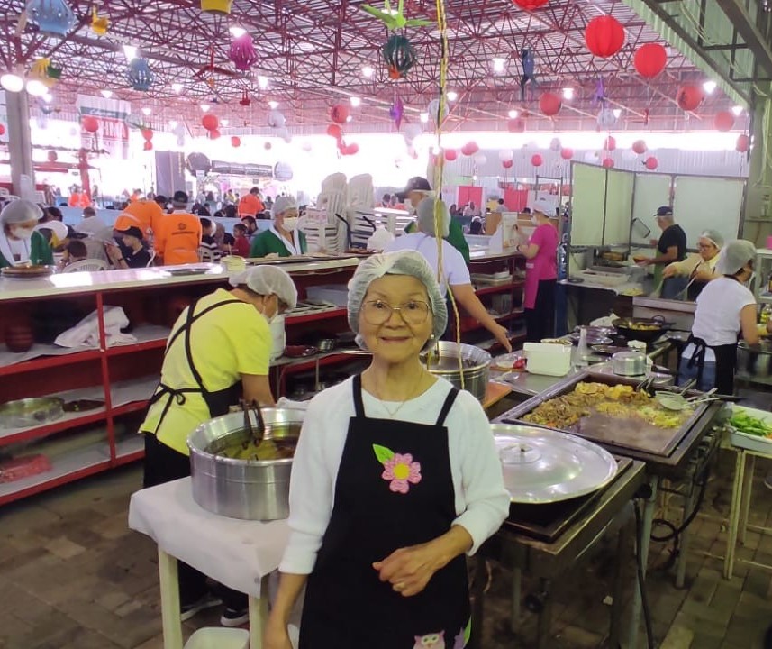 1.500 voluntários trabalham no Festival Nipo-Brasileiro que está sendo realizado em Maringá