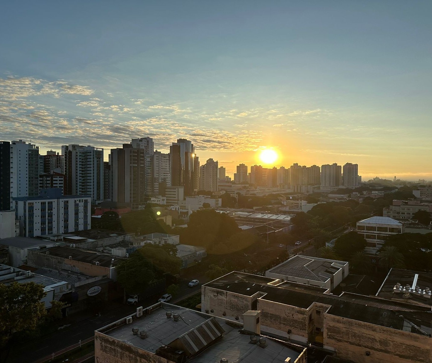 Segunda-feira (20) amanhece gelada em Maringá; máxima não deve passar dos 24º C