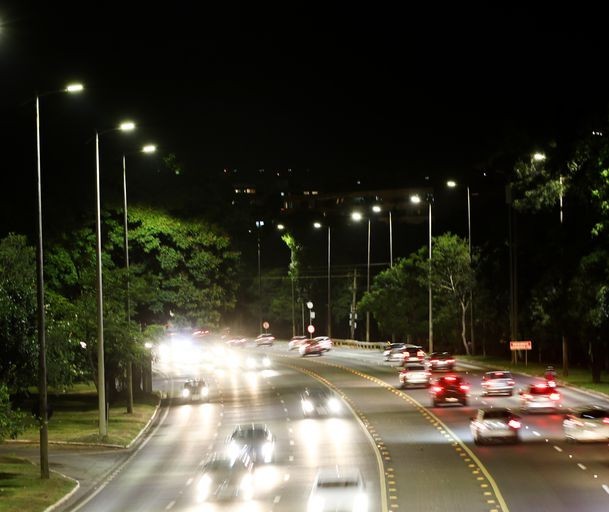 Prefeitura de Maringá quer terceirizar serviço de iluminação pública