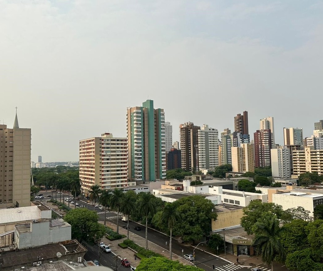 Calor segue intenso em Maringá nesta sexta-feira (17)