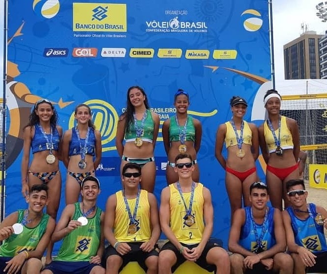 Equipe maringaense conquista 3º lugar no Brasileiro de Vôlei de Praia 