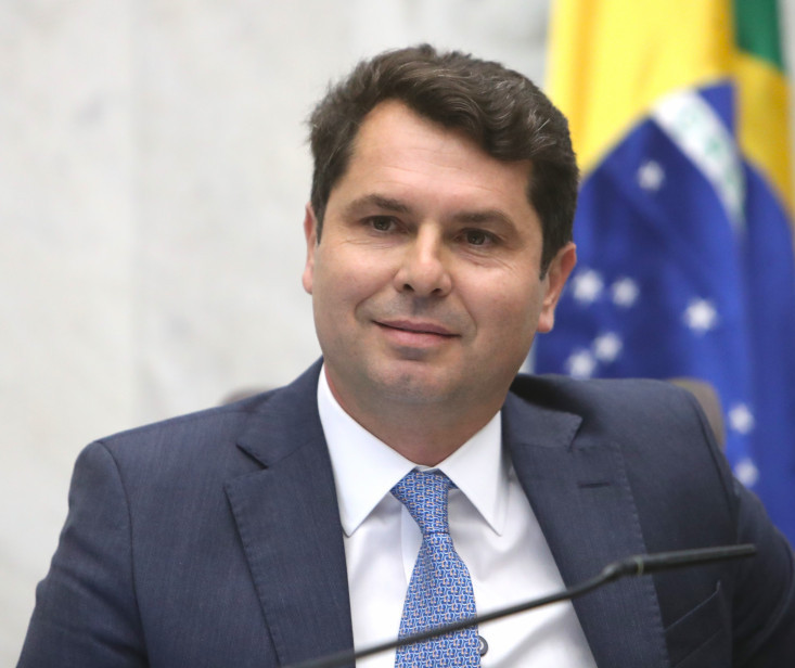 Recursos devolvidos pela Alep deverão ser aplicados em habitação