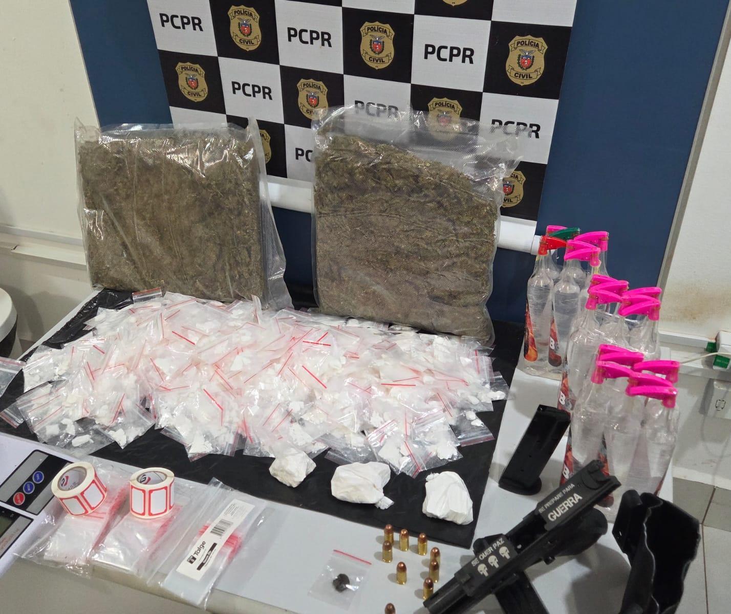 Suspeito é flagrado prestes a entregar cocaína na Avenida Carlos Borges