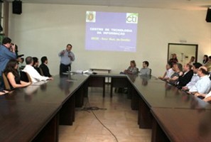 Instalação da Nota Fiscal Eletrônica na Prefeitura de Maringá irá reduzir até 2 milhões de impressões de papéis durante o ano