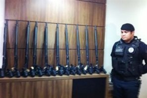 Armas que serão usadas pela Guarda Municipal de Sarandi já estão com a Polícia Militar que irá treinar os guardas a partir do ano que vem