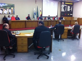 Câmara de Maringá revoga, em segunda discussão, projeto que autorizou a PPP do Lixo