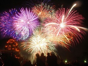 Vendas de fogos de artifício em Maringá devem aumentar até 40% neste Ano Novo