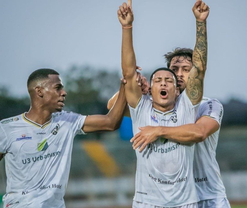 Aruko vence FC Cascavel na nona rodada do Paranaense