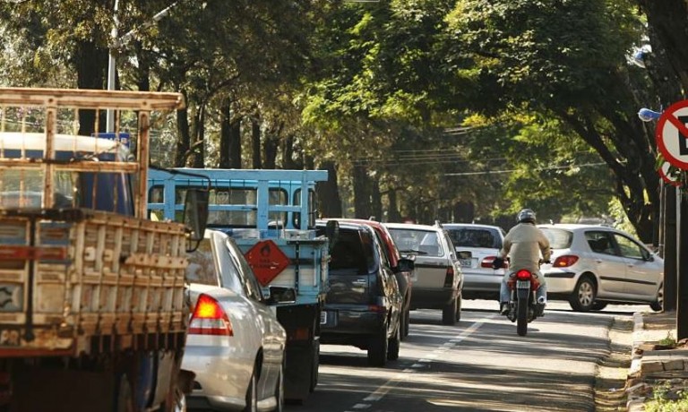 Multas registradas no trânsito de Maringá caem no primeiro semestre