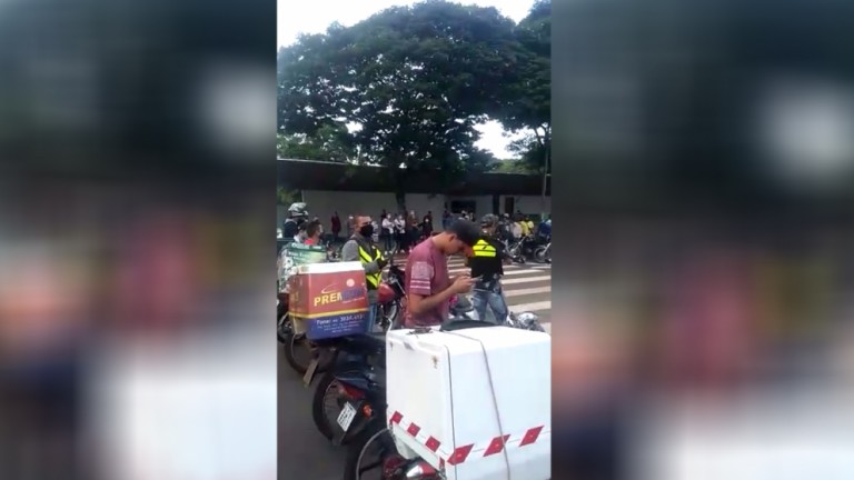 Motociclistas fazem ato em Maringá