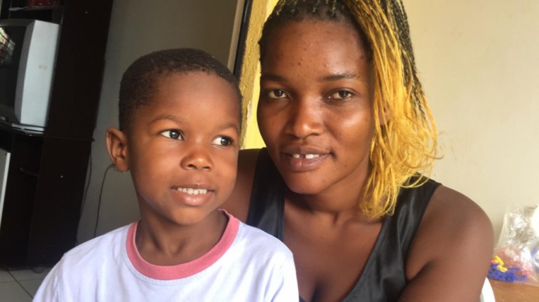 Haitianos de Sarandi comemoram Ano Novo e independência