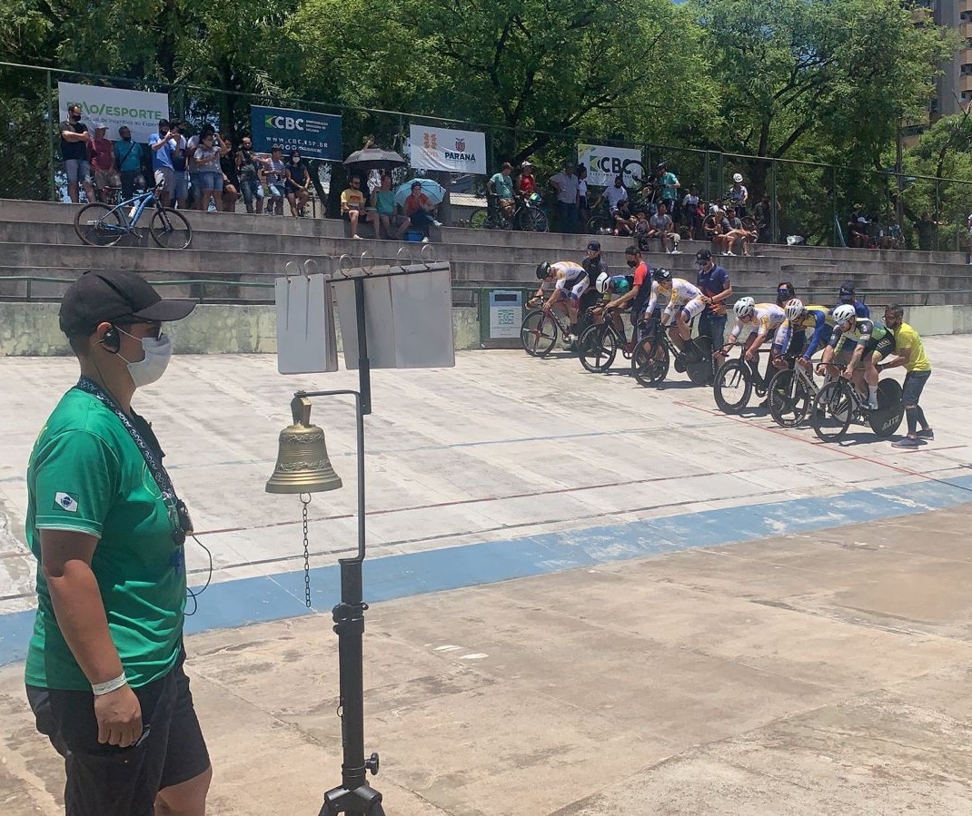 Elite do ciclismo nacional disputa a final do Campeonato Brasileiro em Maringá