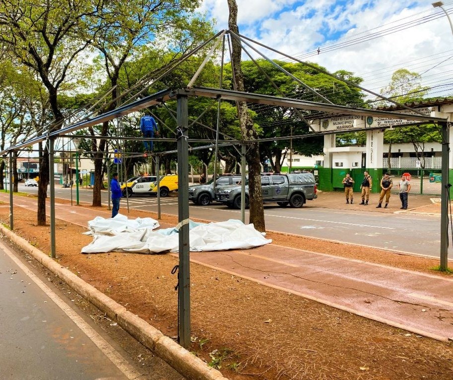 Após decisão judicial, acampamentos são desmontados em Maringá