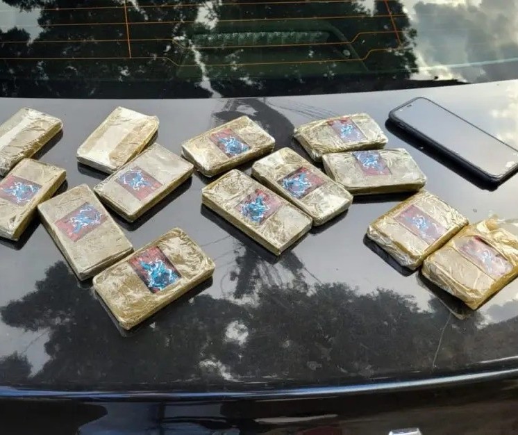 Policia Civil descobre ‘cofre’ do tráfico e apreende 15 kg de drogas em Maringá