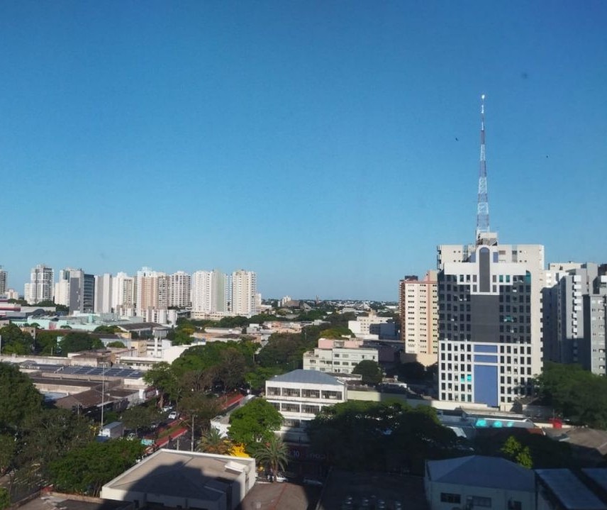 Quinta-feira será ensolarada e de temperaturas altas em Maringá