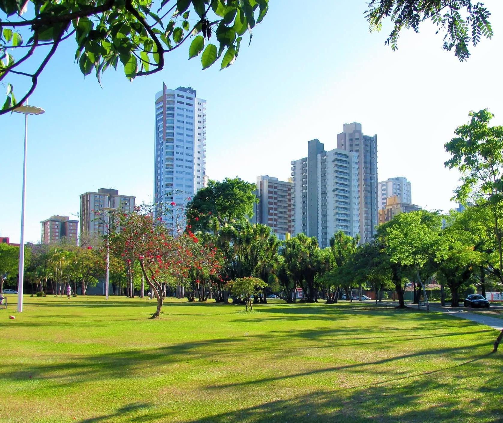 Calor predomina e Maringá pode bater 36° C nesta terça (30)