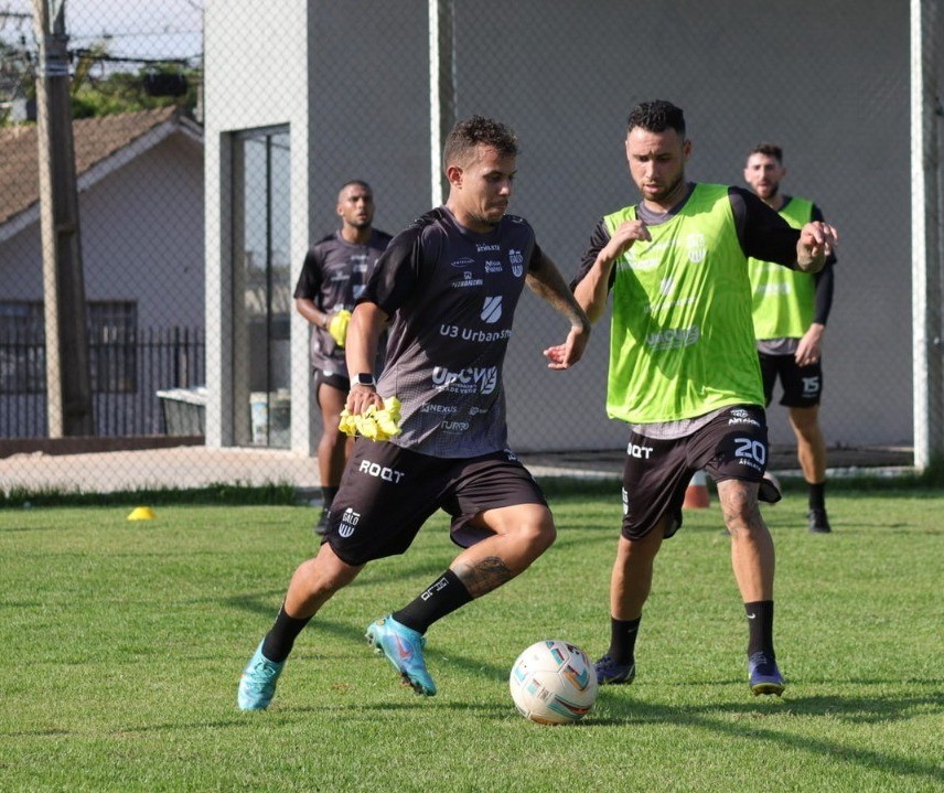 Galo Maringá enfrenta o PSTC em Arapongas abrindo Paraná de Verão