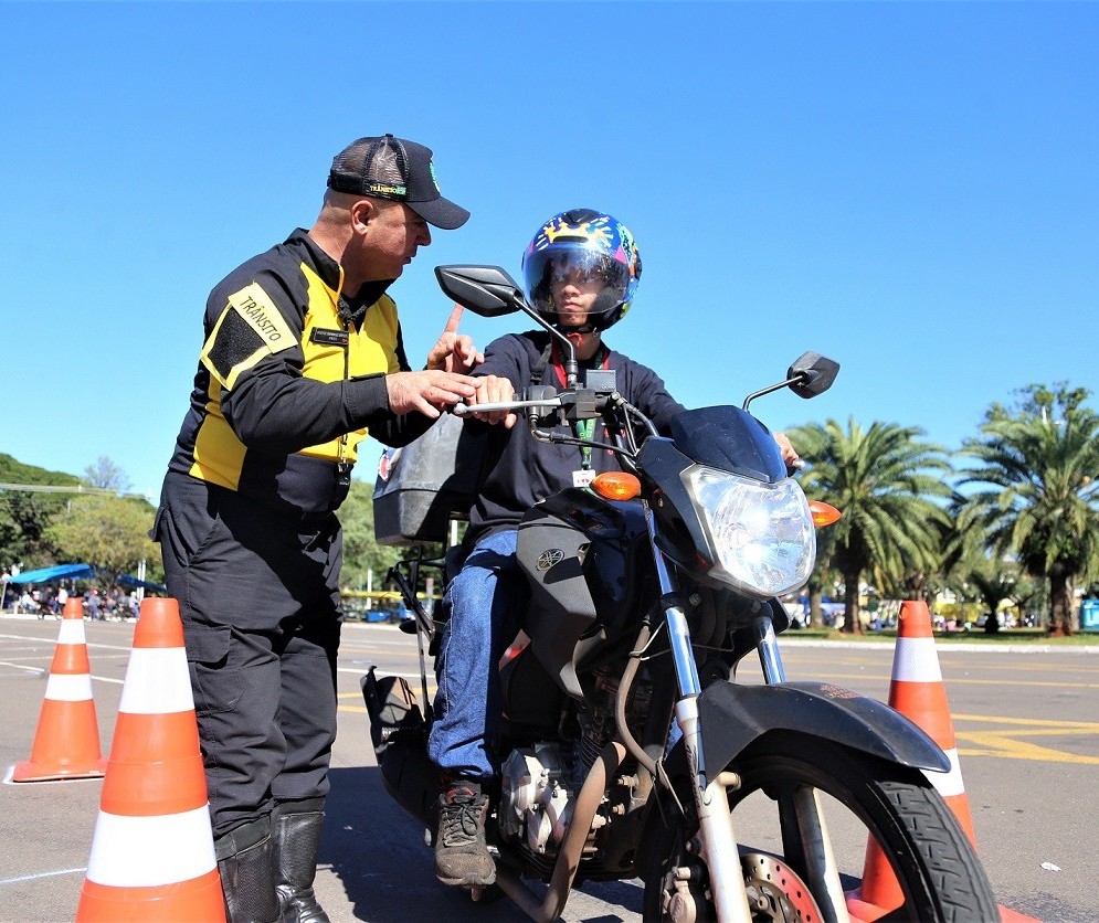 Semana do Trânsito intensifica orientações para motoristas e pedestres