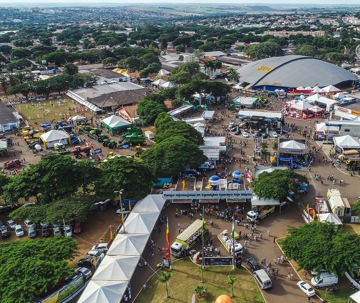 Feriado do aniversário de Maringá é dia de portões abertos na Expoingá