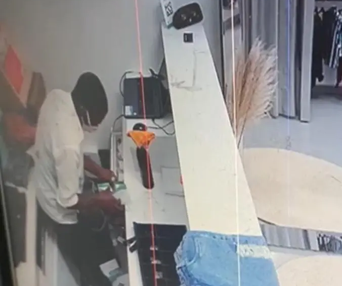 Vendedora é trancada no banheiro durante assalto no centro de Maringá