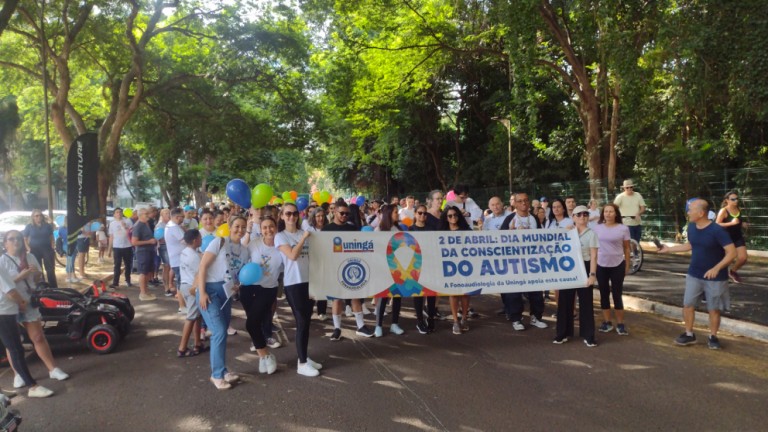 Caminhada de Conscientização do Autismo é realizada em Maringá