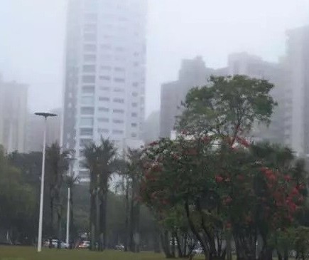 Dia amanhece nublado em Maringá; não há possibilidade de chuva, diz previsão