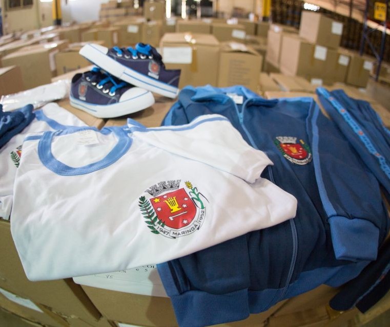 Prefeitura de Maringá abre nova licitação para aquisição de uniformes escolares