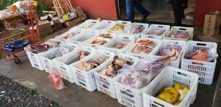 410 kg de carne vencida é apreendida em mercado de Sarandi