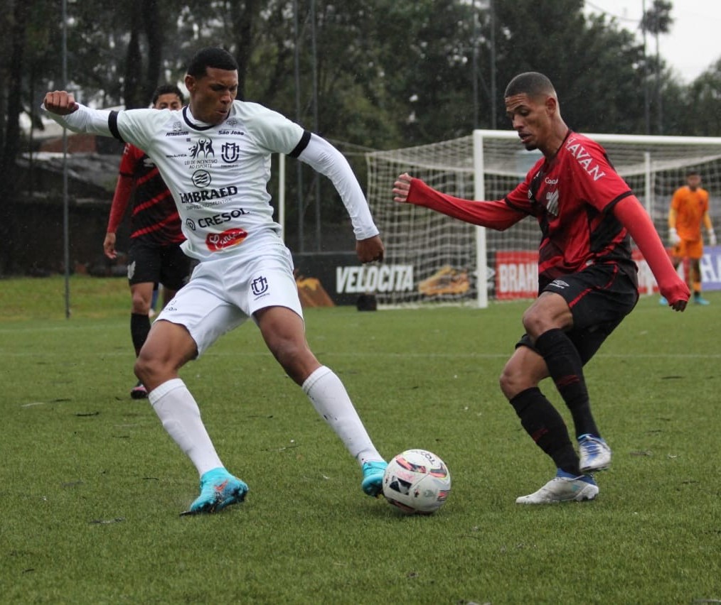 Maringá FC investe nas categorias de base