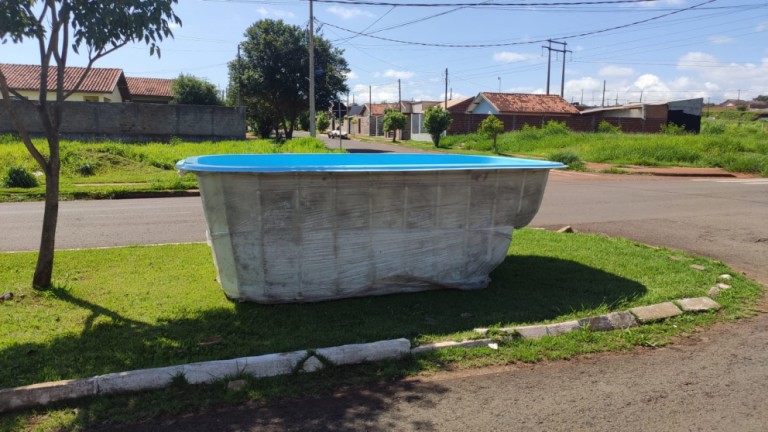 Polícia Civil investiga furto de piscinas em Maringá
