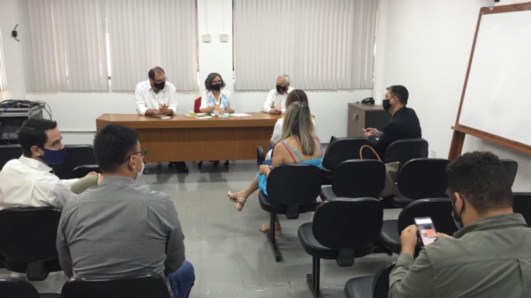 Frente Parlamentar vai fiscalizar o retorno do ensino municipal presencial em Maringá