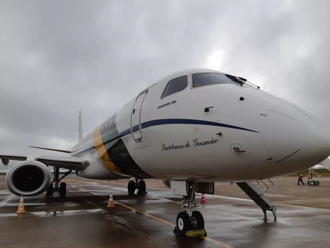 Avião do gabinete de segurança em Maringá | Foto: Aeroporto de Maringá