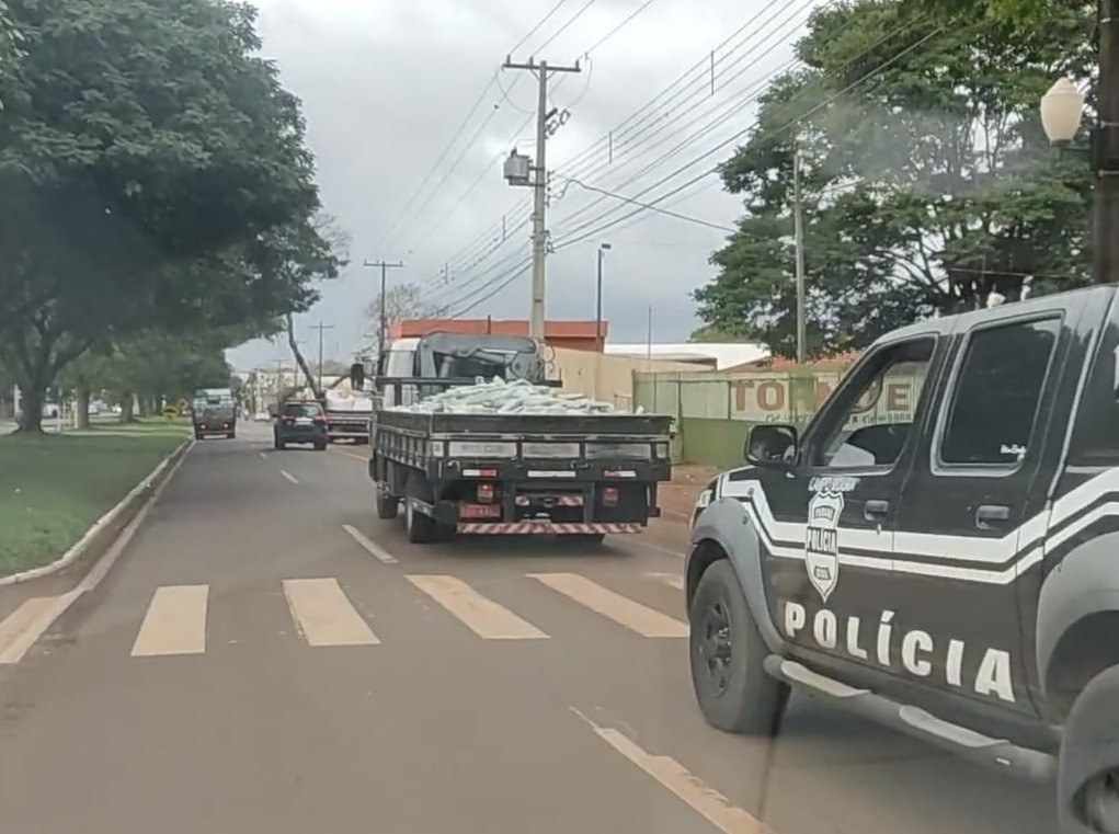 Apreensão de drogas em Campo Mourão (Foto: Dione Correia/Hora Certa)