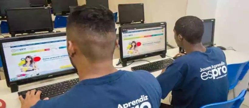 Espro oferece tem 3.700 vagas de estágio e aprendiz no Paraná