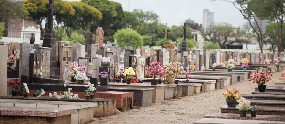 Reformas e pinturas nos túmulos do Cemitério Municipal podem ser feitas até dia 30