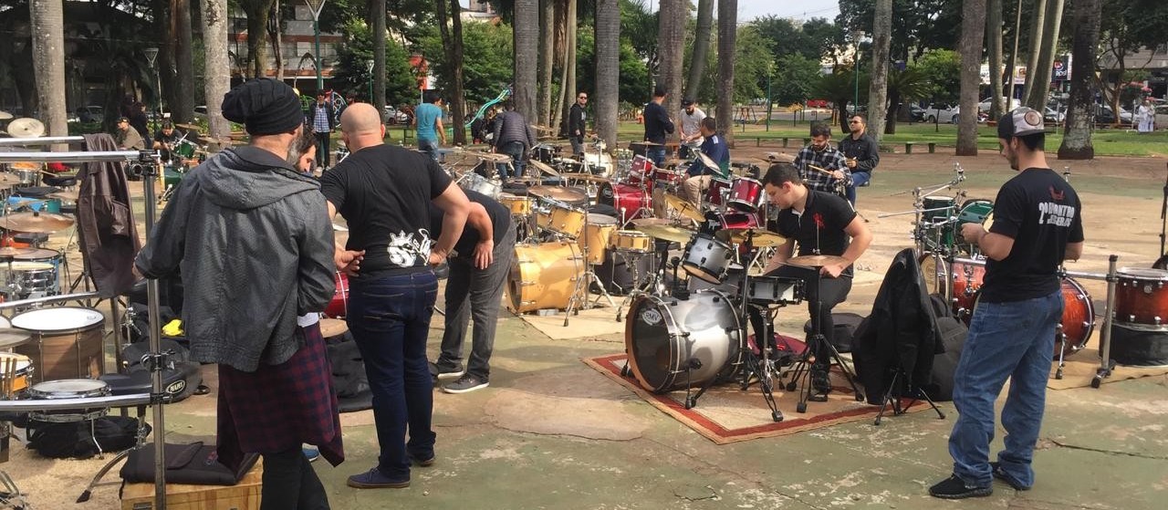 Bateristas realizam primeiro encontro em Maringá