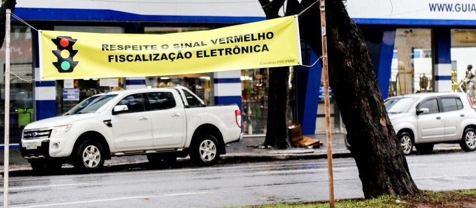 Acidentes na Av. Colombo reduzem 47% com a fiscalização eletrônica