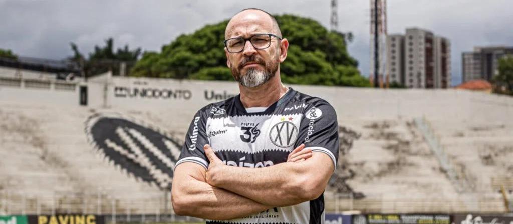 Maringá FC anuncia a contratação do técnico Moisés Egert