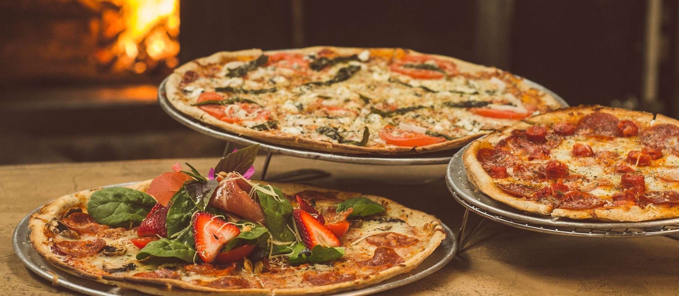 Está em isolamento em casa? Então confira uma receita de pizza que você pode fazer