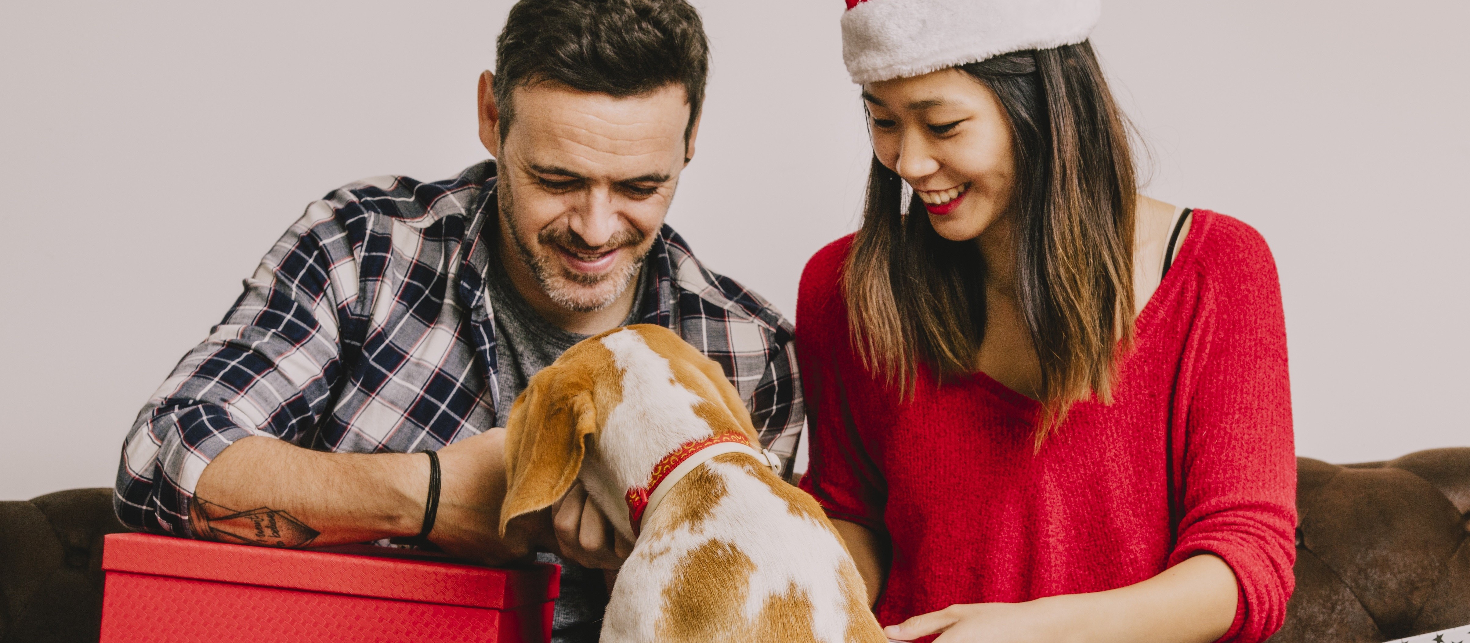 Versões diferentes de amigo secreto chamam atenção