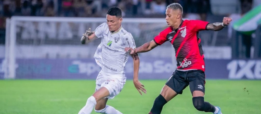 Aruko perde de 2 a 1 para Athletico Paranaense no Willie Davids