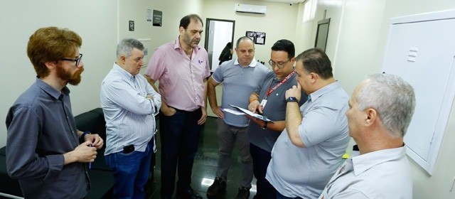 Prefeitura estuda se vai licitar ou renovar concessão com funerárias