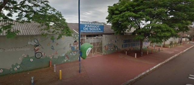 Diretora de escola municipal é afastada após uma apresentação com músicas de cunho sexual, em Rolândia
